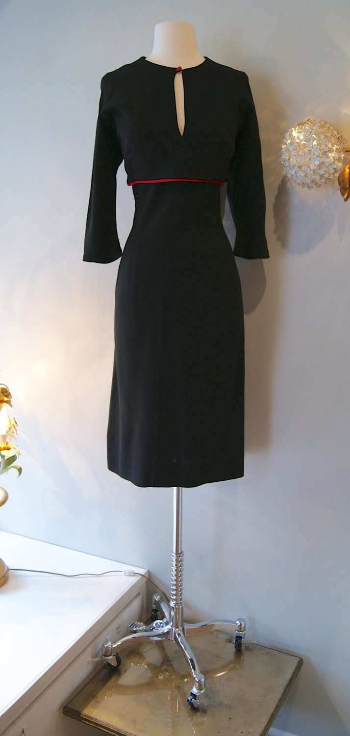 1940s Dress // Vintage 40's Pinup Wiggle Dress