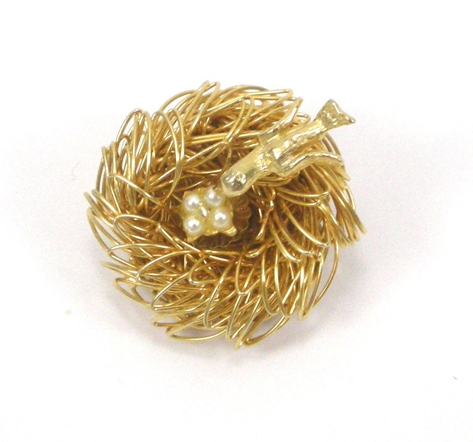 Vintage Bird Nest Brooch Gold Tone Faux Pearls Pin Vintage Jewelry