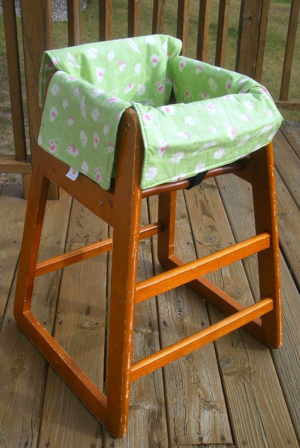 Lil Animals on Green Restaurant High Chair and Shopping Cart Cover
