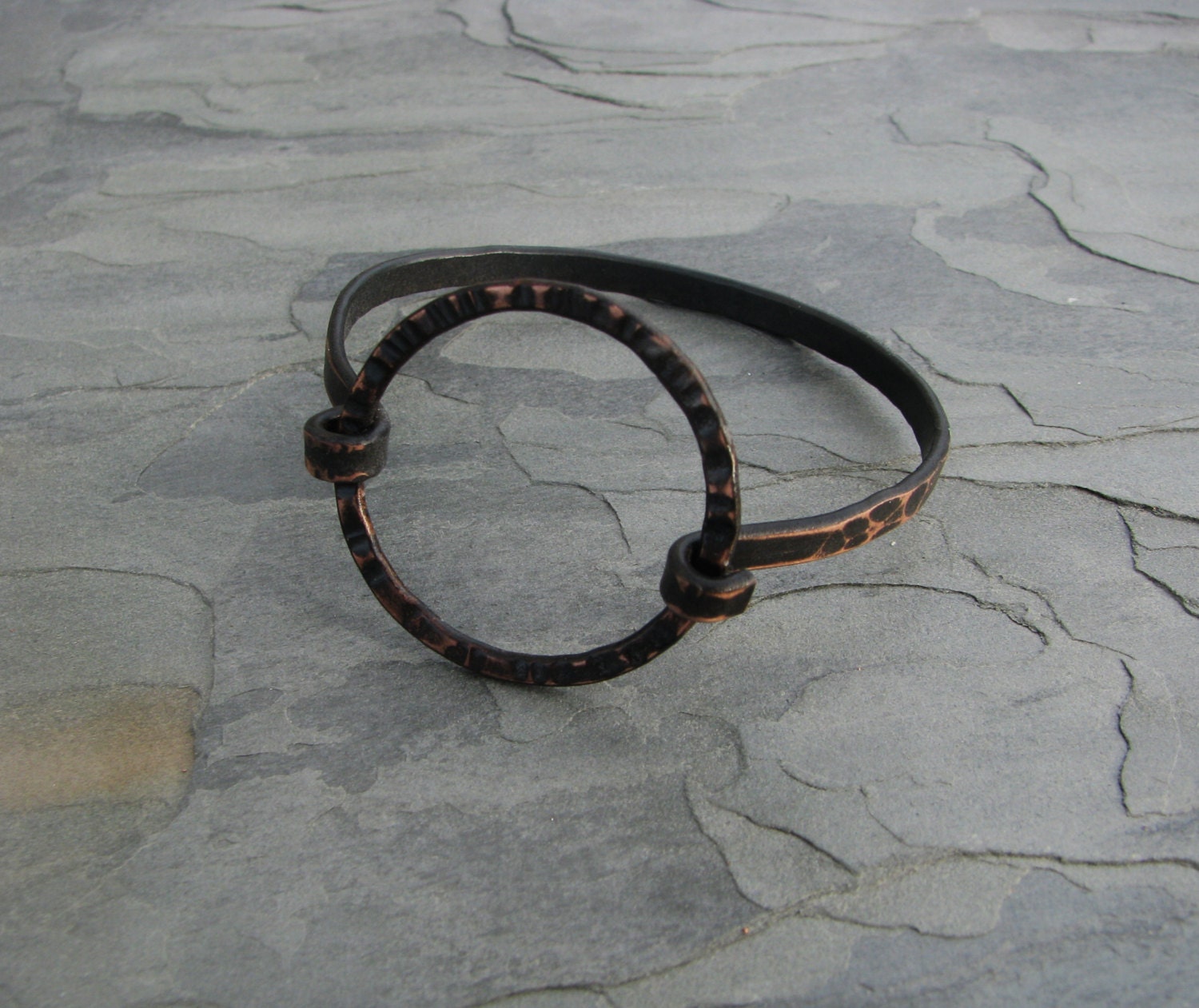 Copper Bracelet - Black Finish - Captured Circle Design - Pinch Bracelet