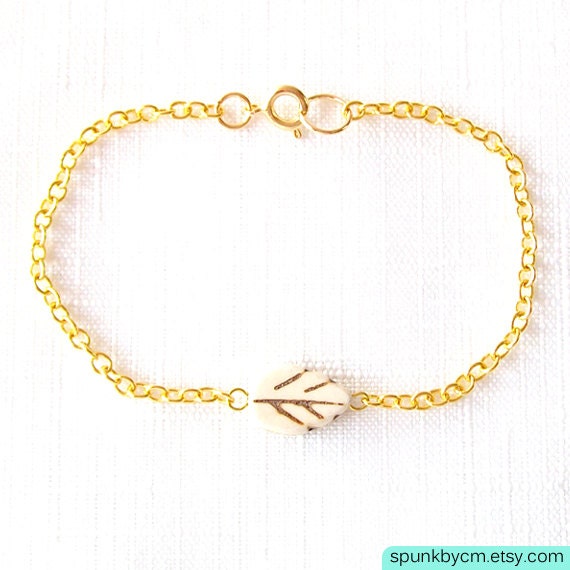 White Magnesite Gold Chain Minimalist Bracelet - Leaf