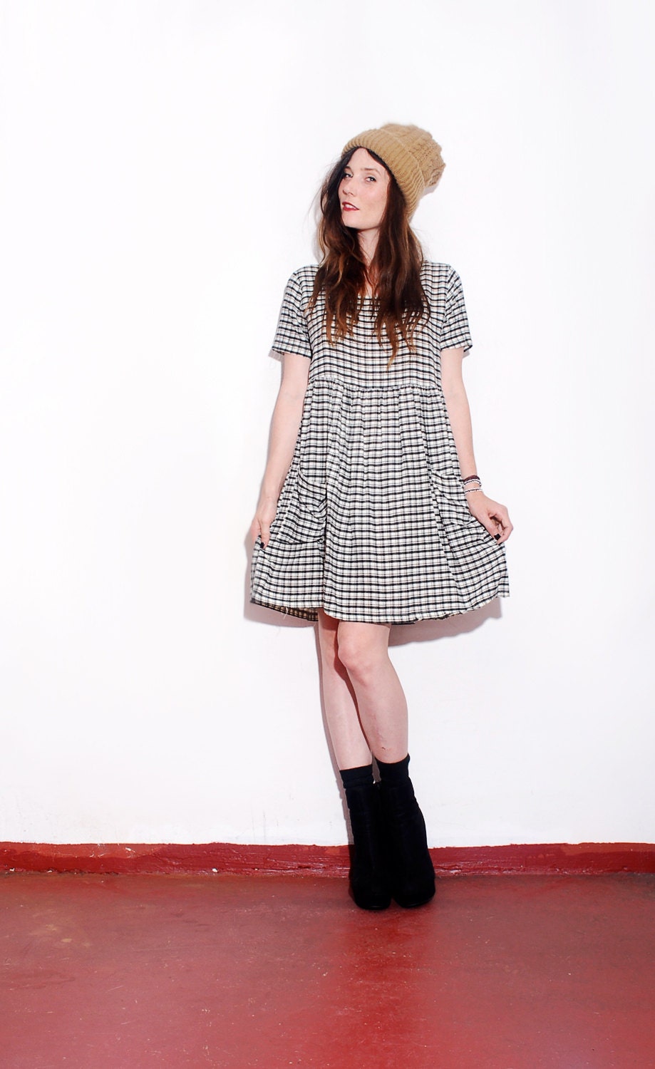 PLAID 90s DRESS // one size // Mini Dress, 90s plaid dress, black white plaid checkered, summer dress, skater dress, 90s grunge, oversized