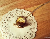 fleurish flower puff brass locket golden necklace