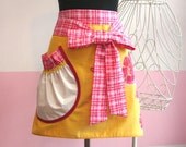 Womens Towel Apron - Spring Bouquet