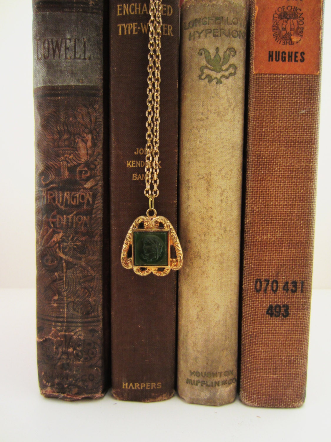 Dark jade green and gold necklace. Vintage cameo like reversible pendant with goldstone. Long gold necklace.