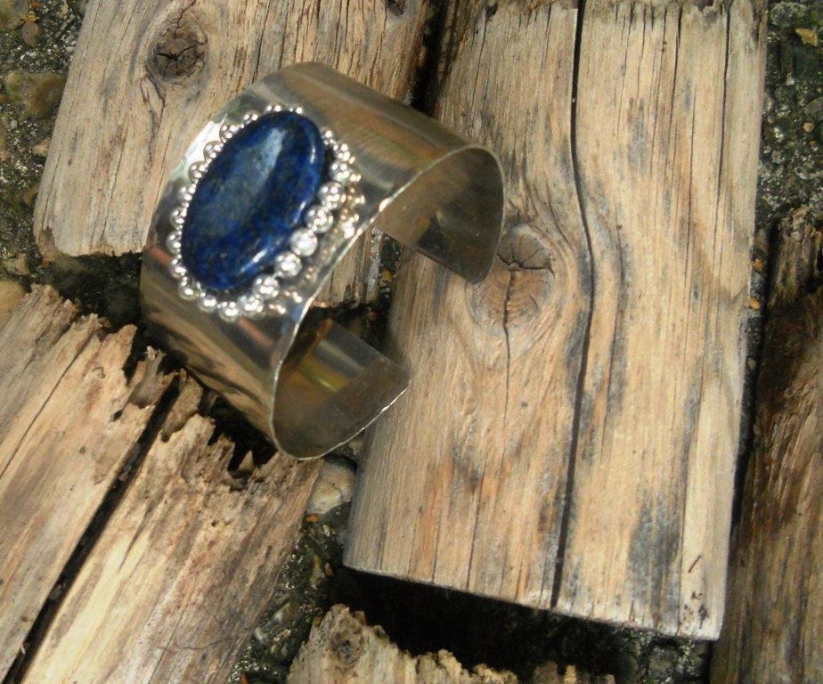 Siliver Cuff Bracelet with Lapis