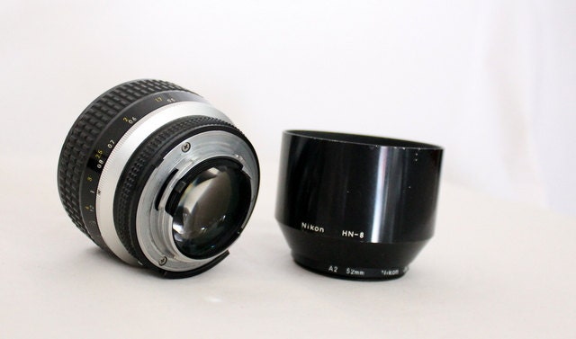 RARE Nikon 58 mm Lense Lens - F1.2 - Noct Nikkor and HN 8 Hood