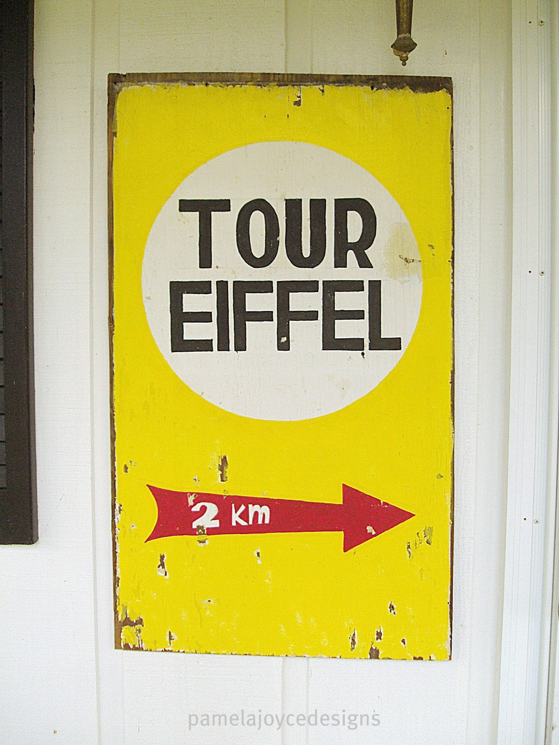 Eiffel Tower Subway Sign