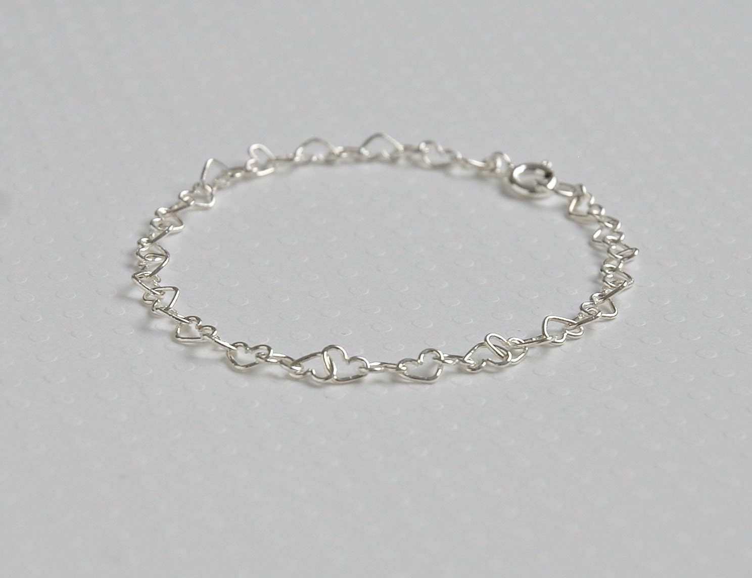 PRE-MADE SALE Silver heart bracelet - sterling silver linked heart chain - romantic love anniversary gift - sweet minimal jewelry - Adele