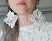 Beaded Cream Lace earrings/ Bridal couture earrings/ Lace fashion/ Hand embroidered jewelry/ Long earrings/ rusteam teamstyle bioteam
