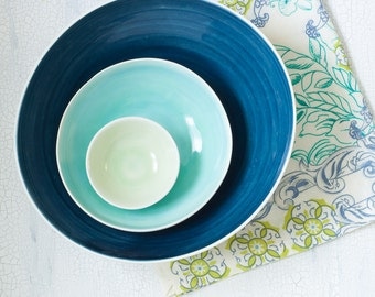 Serving Bowl Set in Sea Blues