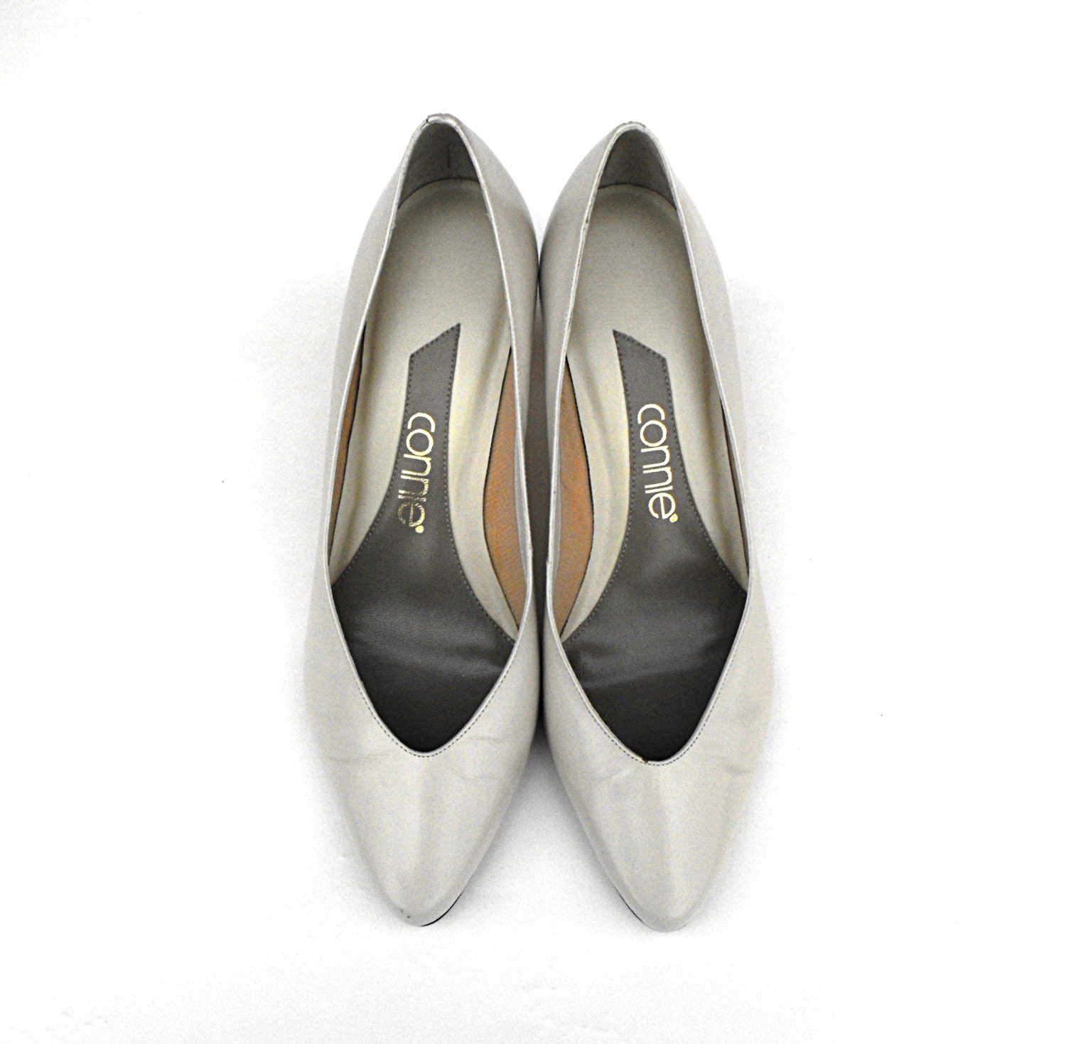 1980's Connie Taupe Pumps Retro Pearl White Bridal Beige Ecru Eggshell Leather Ivory Cream Classic Bride High Heel Stilettos Made in Brazil