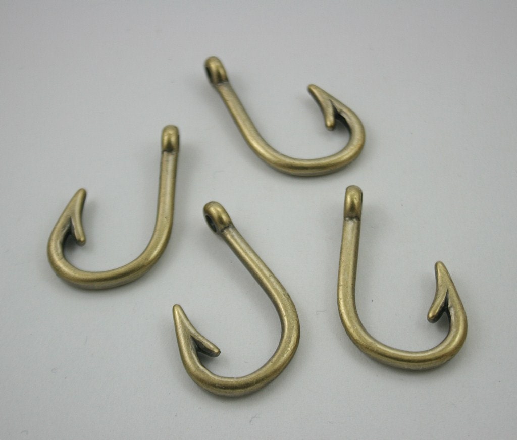 4 pcs.Zinc Antique Brass Hook Charms Pendants Decorations Findings 25 mm. RC2
