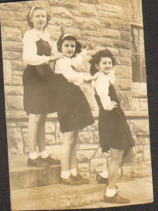 Vintage Photo Three Cheerleaders in Uniforms Arms Raised in Cheer A03503