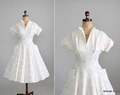 Vintage1950s Dress : 50s Brocade New Look Wedding Dress