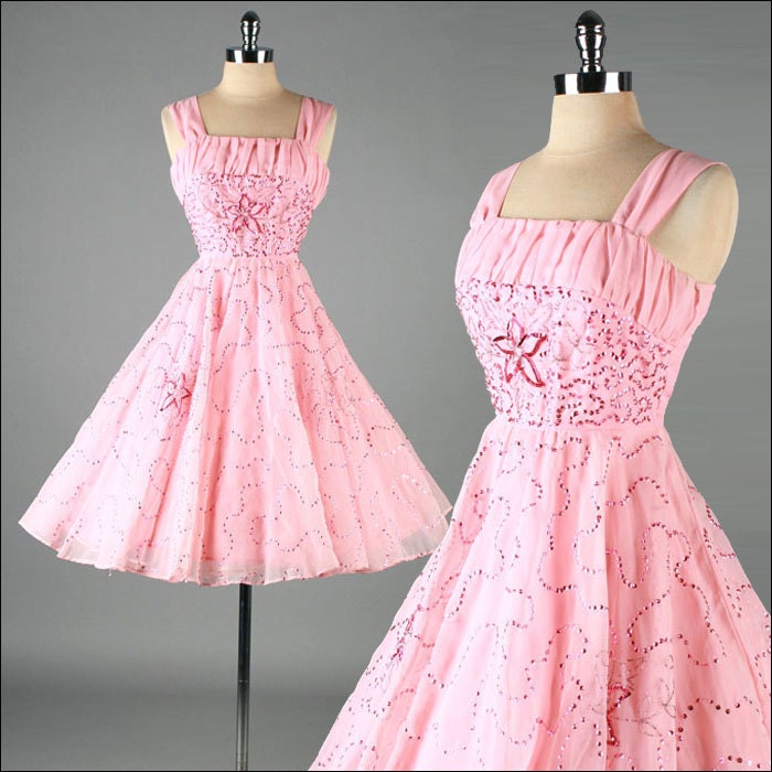 Vintage 1950s Dress . Pink Chiffon . Sequins Flowers . 3128