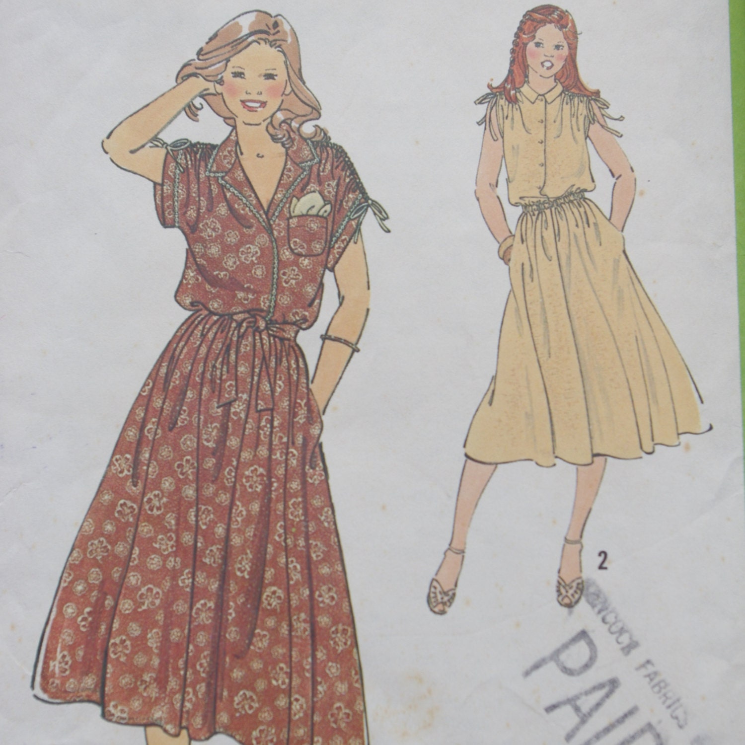Vintage Simplicity 8903 70s Sewing Pattern -- 70s Dress and Tie Belt -- Size 10 Small