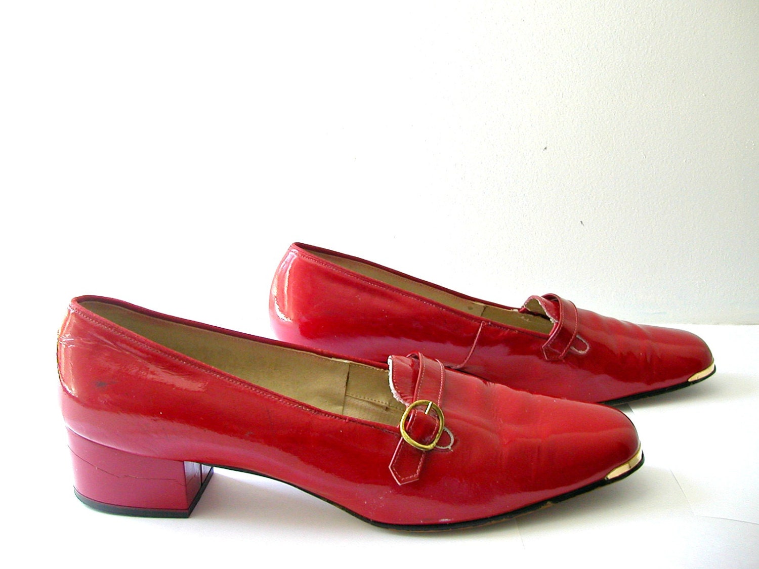 1960s Red Shoes / 60s pumps / nautical shoes / womens loafers / low heel shoes / Enna Jetticks / ruby red shoes / size 9
