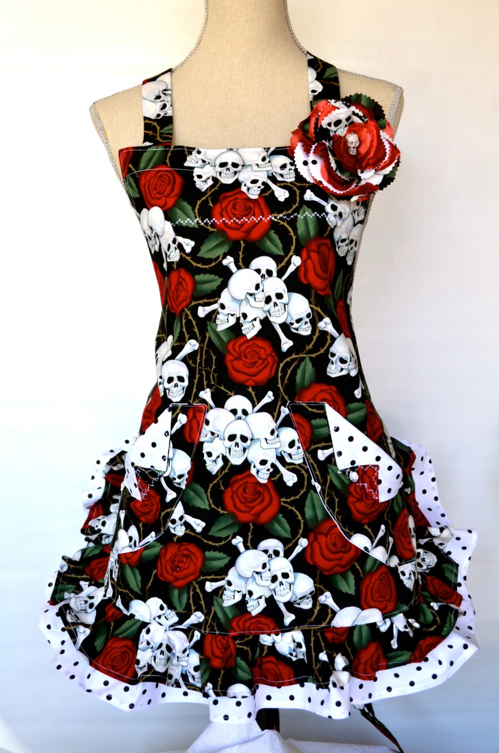 Red Skull Red Rose Womens Full Apron Short Length Free Tote Bag