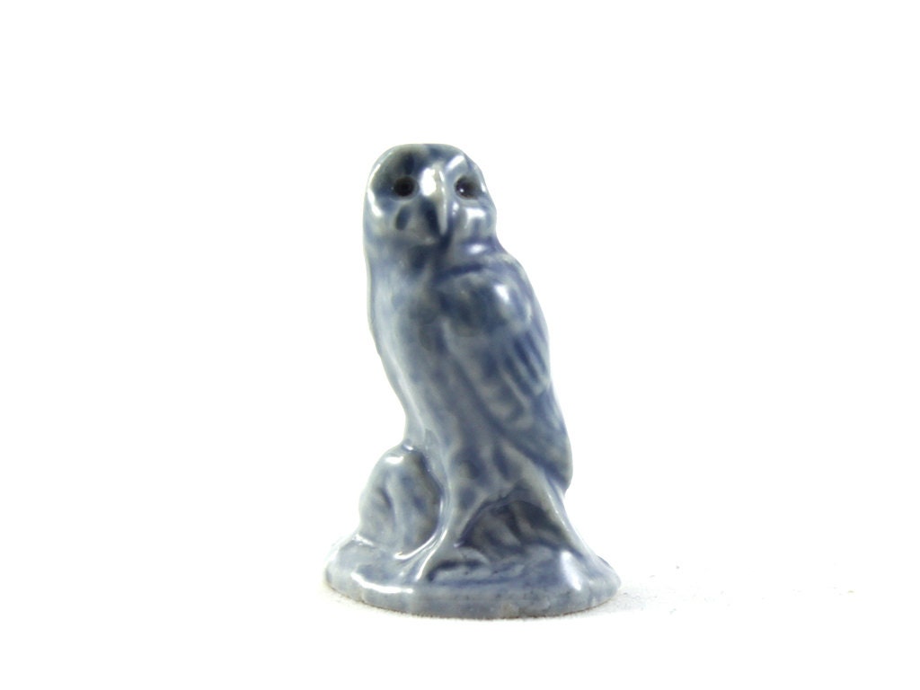 Wade Whimsies - Barn Owl Bird Wildlife - Miniature Figurine 00