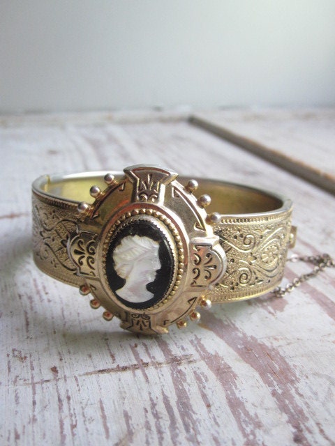 Victorian Hinged Cameo Bracelet