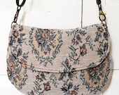 Hip Bag - Red Rose Floral Fabric - 1 Pocket - Adjustable Strap - Small Size in Cotton Fabric