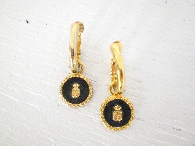 Vintage Liz Claiborne Clip On Earrings Black Goldtone