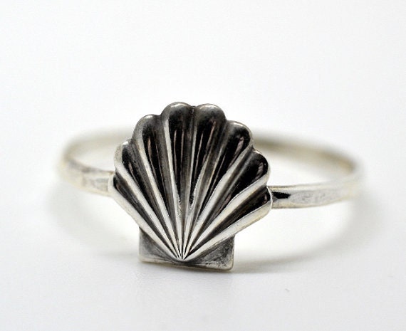 Large Silver Seashell Ring, Hammered Sterling Silver Ring, Shell Jewelry, Seashells