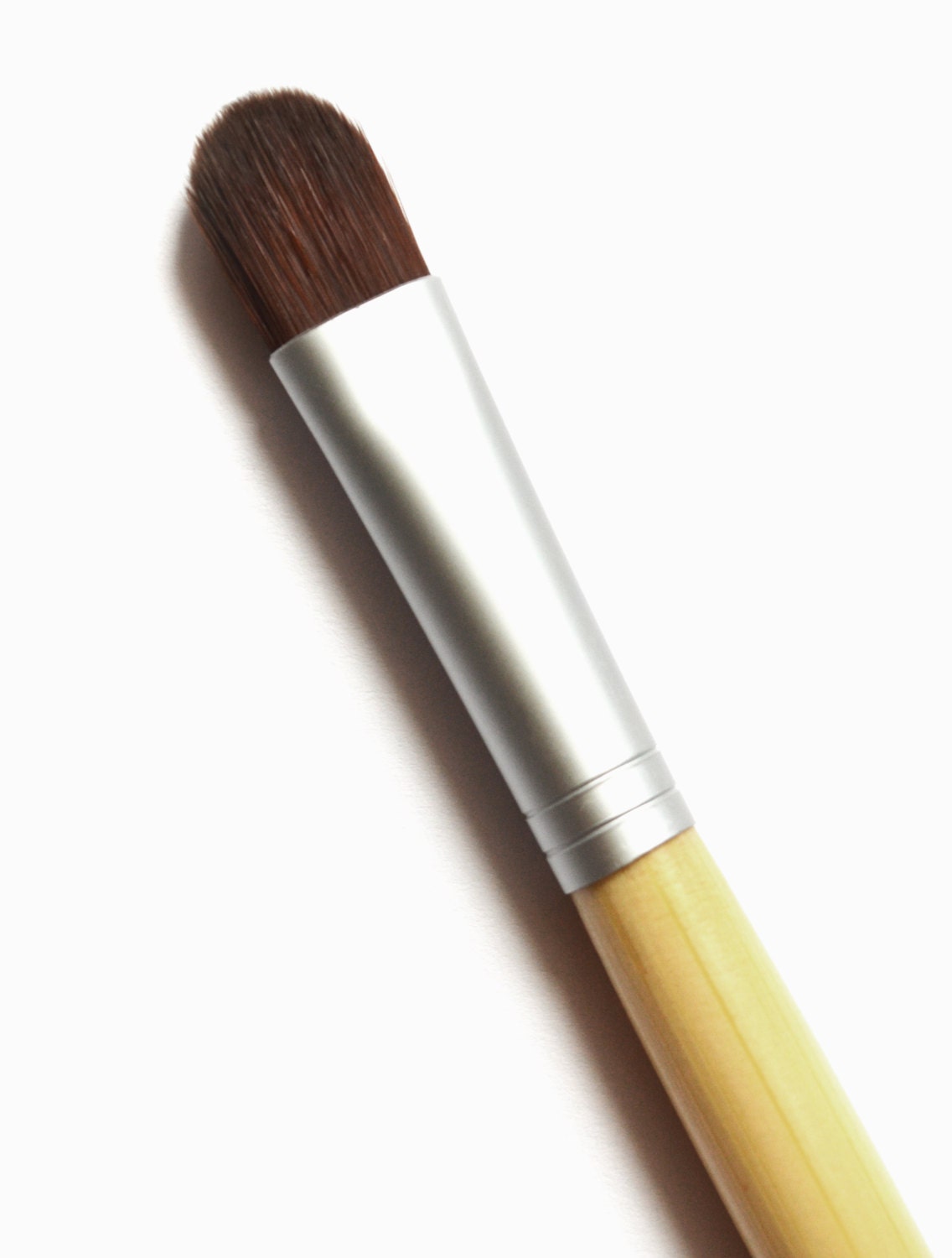 EYESHADOW BRUSH - Makeup Tools - Mineral Cosmetics Brush - Noella Beauty