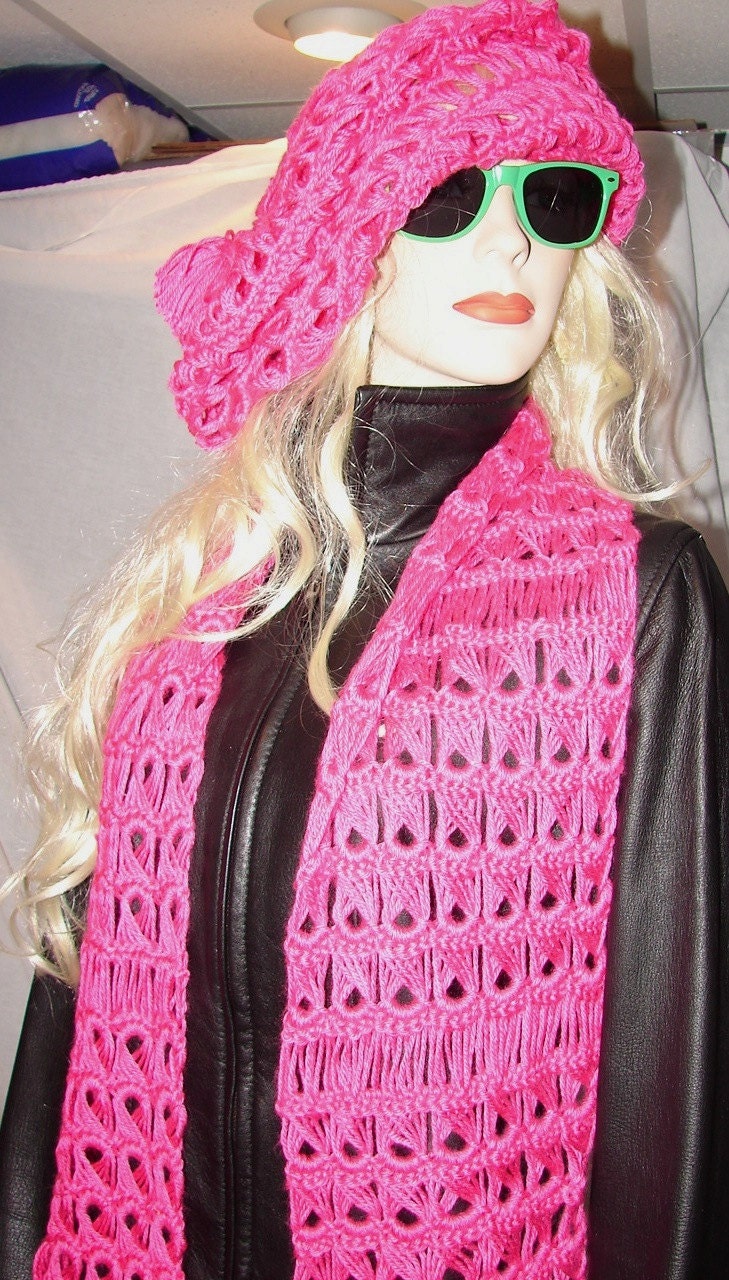 CHS-4 Crochet Oversized Hat Beret and Scarf Set Hot Pink Acrylic Broomstick lace