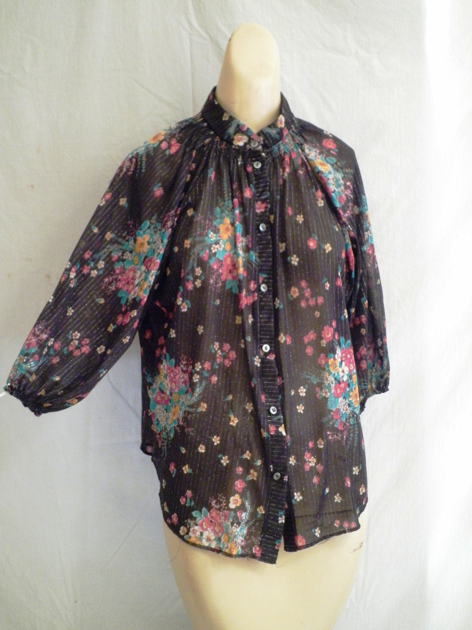 1970s Vintage Floral Summer Blouse Black with Silver Threads Disco XL 46 bust