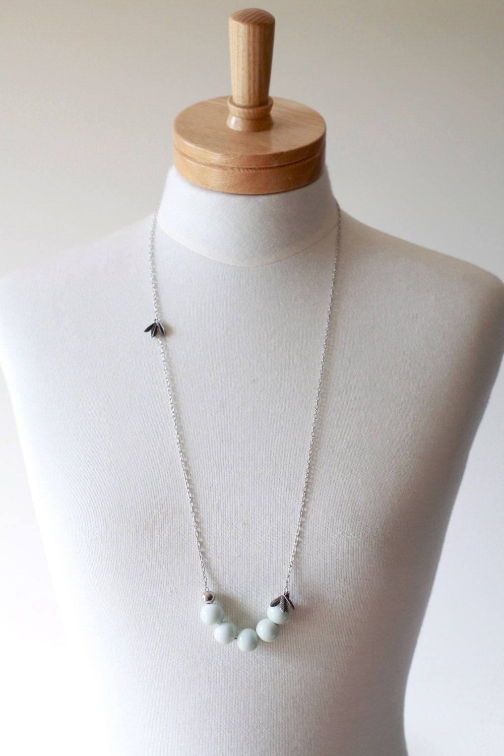 The Marbles - Metal and porcelain necklace