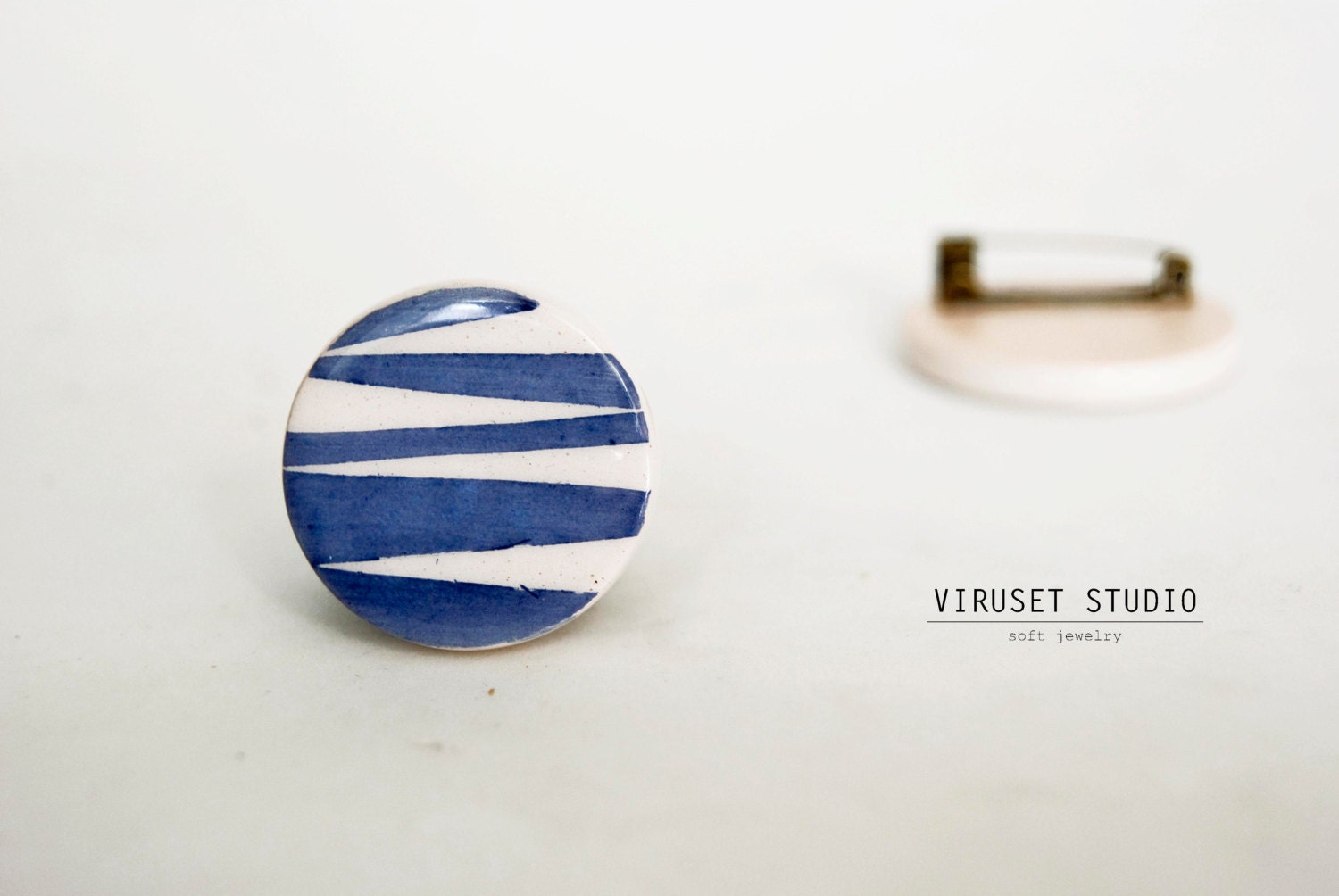 Ceramic blue brooch with geometric pattern .Scandinavian minimalist design.Modern Circle Brooch Pin by Viruset Studio