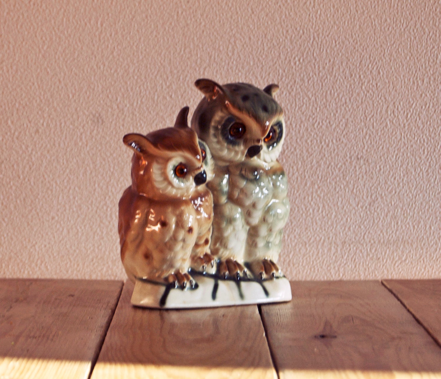 Vintage porcelain lamp owls.