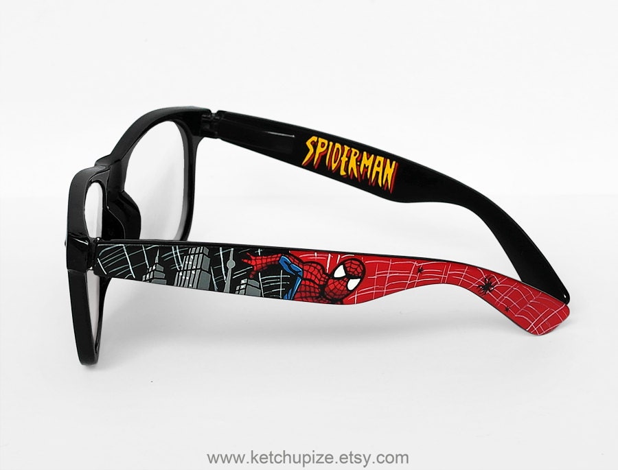 Spiderman glasses - Wayfarer style glasses Spiderman comic unique hand painted - red - black