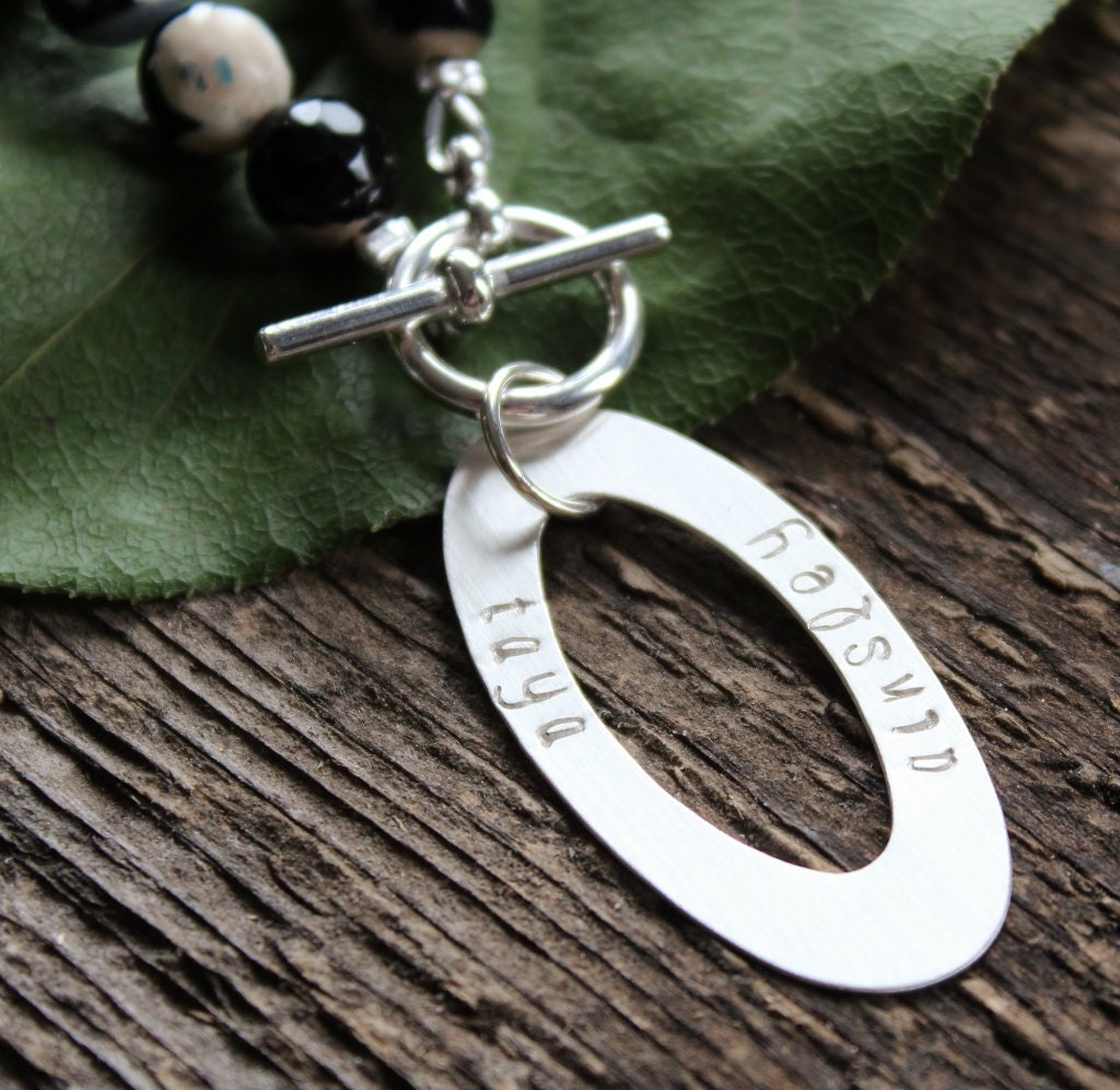 Personalized Silver and Agate Gemstone Necklace - Luxe Black & Cream