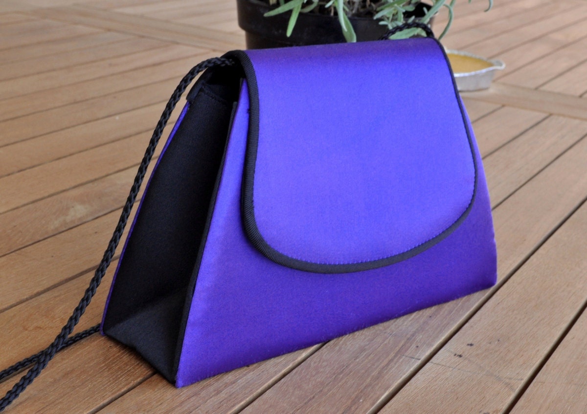 Vintage 1980s purple purse