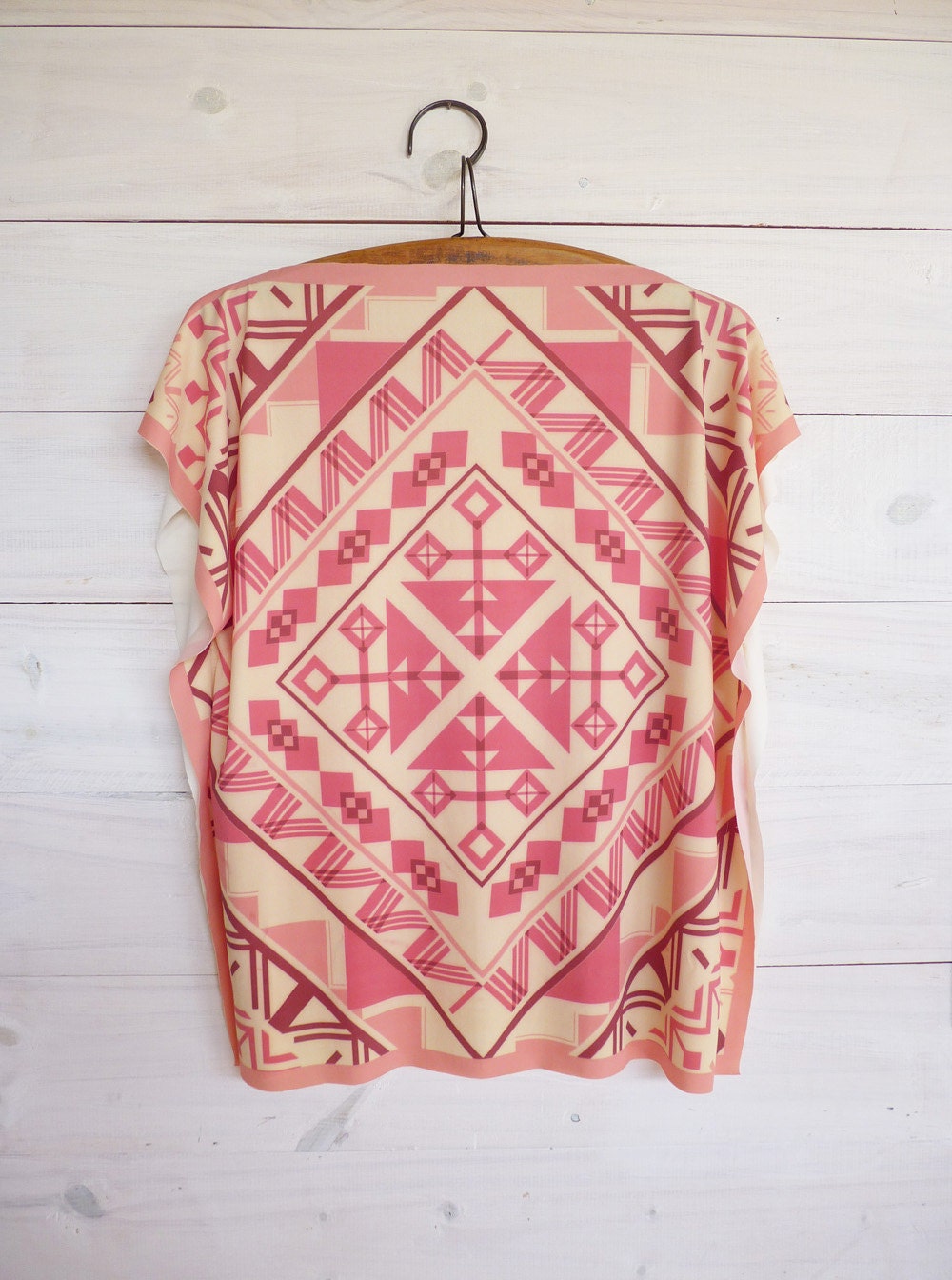 Pink cream Tunic top ethnic style, t-shirt, tribal printed design, reversible side, short batwing sleeves