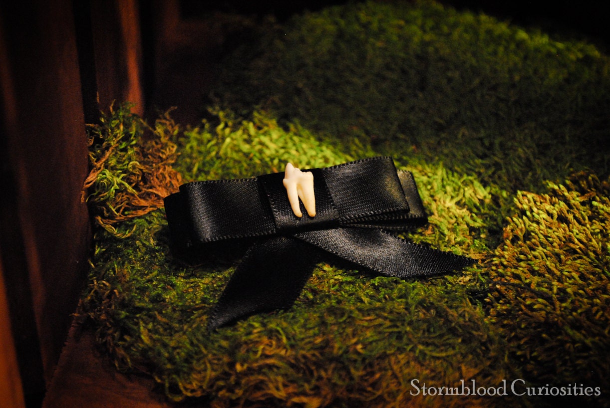 Unique Real Tooth Hair Bow  - Steampunk, Gothic, Lolita, vampire