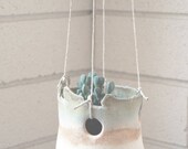 savannah hanging planter