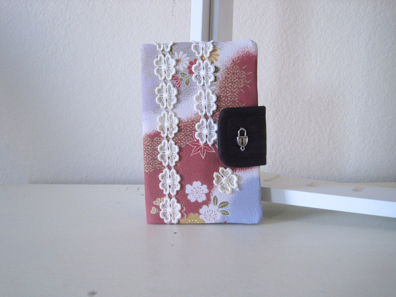 Sakura (Smaller Size) Clutch