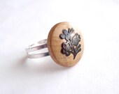 Folky ring eco friendly made of recycled button - upcycled jewelry, boho, hippie, ethnic, natural, wooden