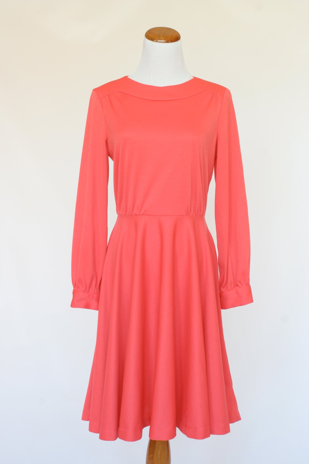 70's Vintage Dress in Coral