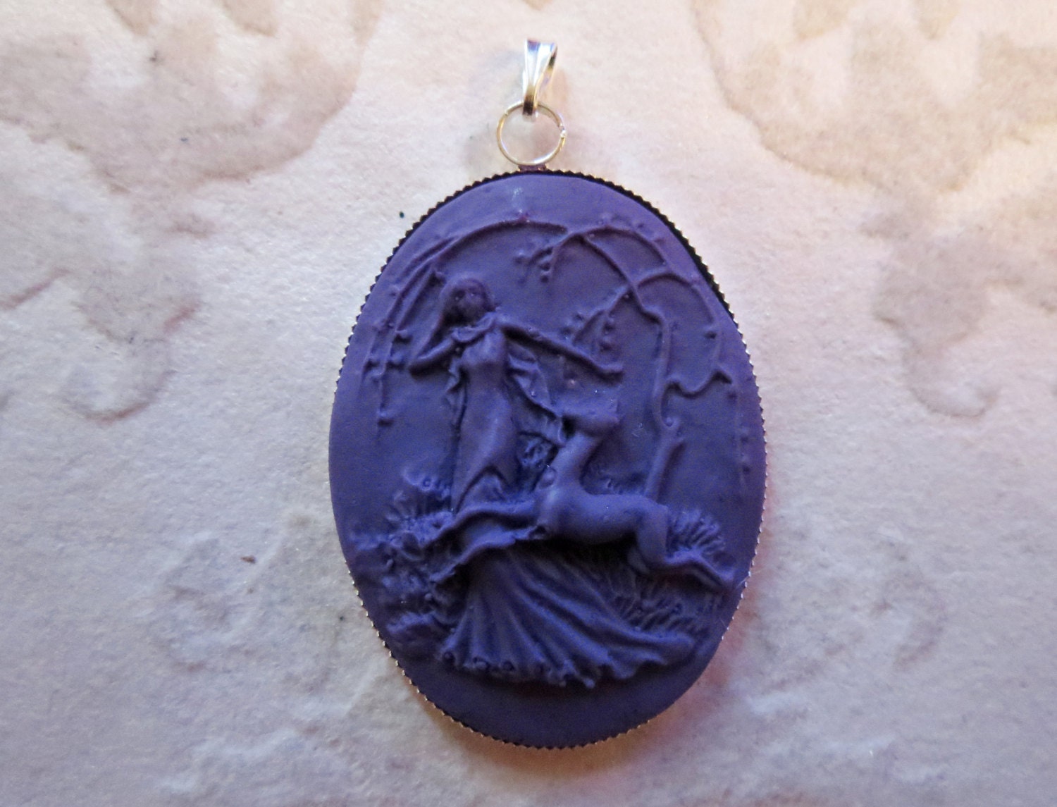 Goddess Diana Cameo Pendant (purple)