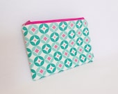 Green Geometric Zipper Pouch - Makeup Bag