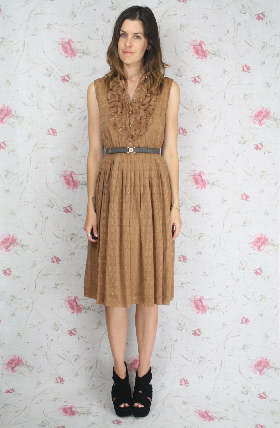 Customized Japanese vintage dress - toffee brown ruffle front sleeveless gold swing S-M