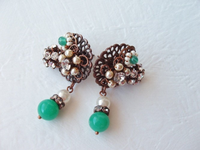 Green Pearl Stud Earrings in Antique Copper Beaded Vintage Style Rhinestone Pearl Earrings