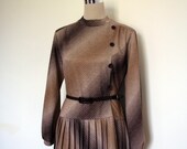 Vintage dress / 70's dress / Vintage pleated dress / High neck / Button front / Zip back / Brown striped dress / 40" Bust.