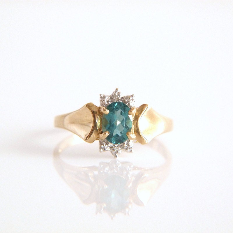 10k Gold Aquamarine and Marcasite Ring - Size 7 3/4