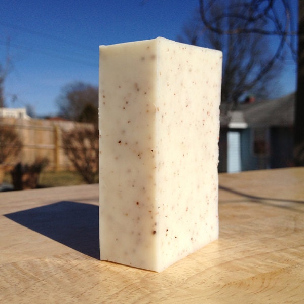 Creamy Coconut Soap with Jojoba and Apricot Seeds